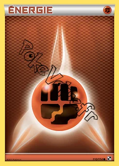 Carte Pokémon Énergie Combat n°110 de la série Noir et Blanc
