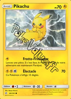 Carte Pokémon Pikachu  n°66 de la série Éclipse Cosmique