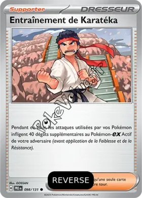 Carte Pokémon Entraînement de Karatéka Reverse n°098 de la série Évolutions Prismatiques